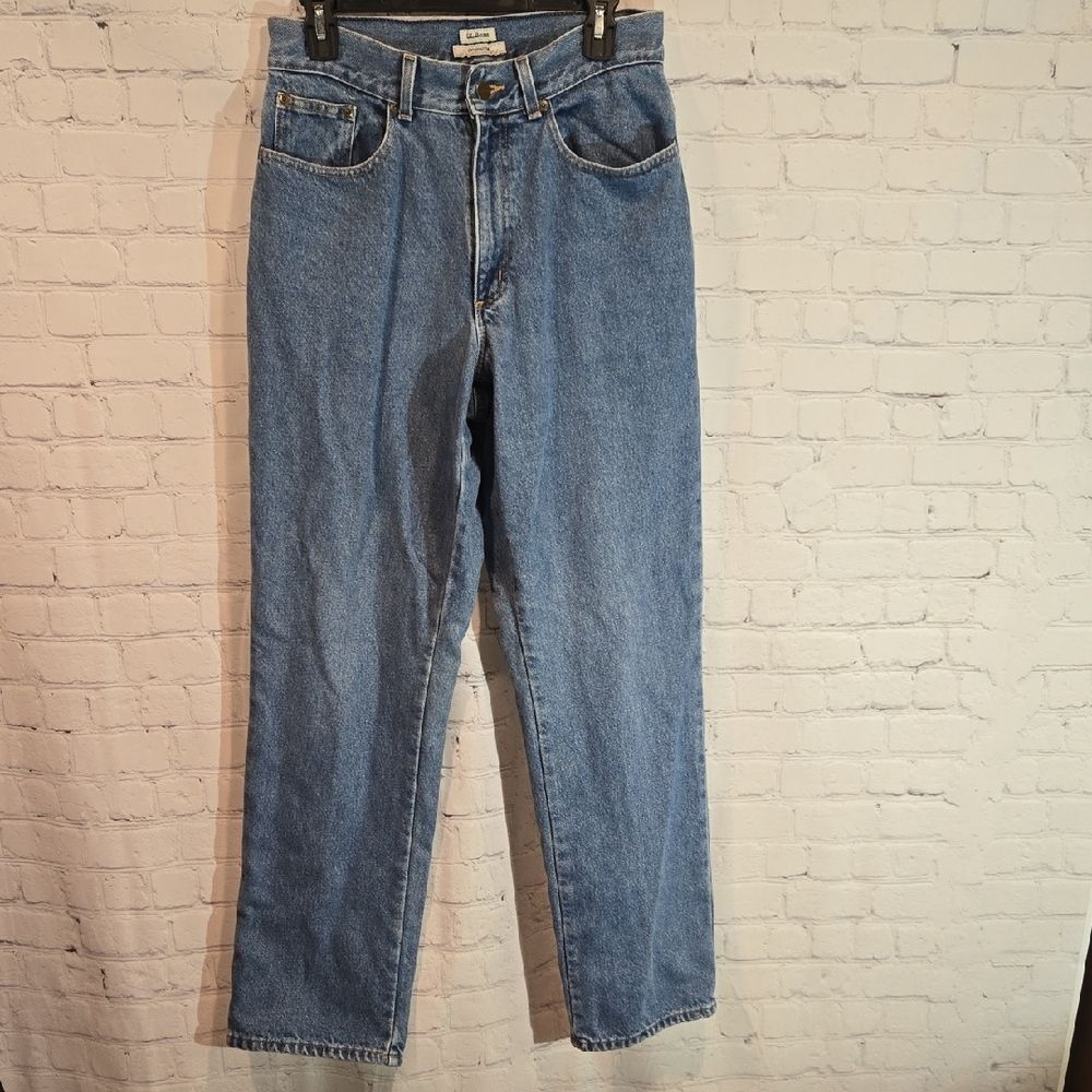 L.L. Bean Women's Classic Straight Leg Blue Jeans